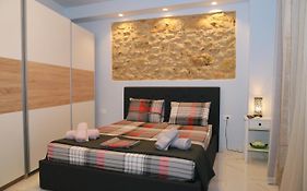 Neo Faliro Train St. 2 Bedrooms 4 Pers. Apartment